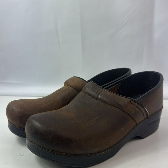Dansko Professional Antique Brown Leather Women's Clogs - Picture 7 of 14
